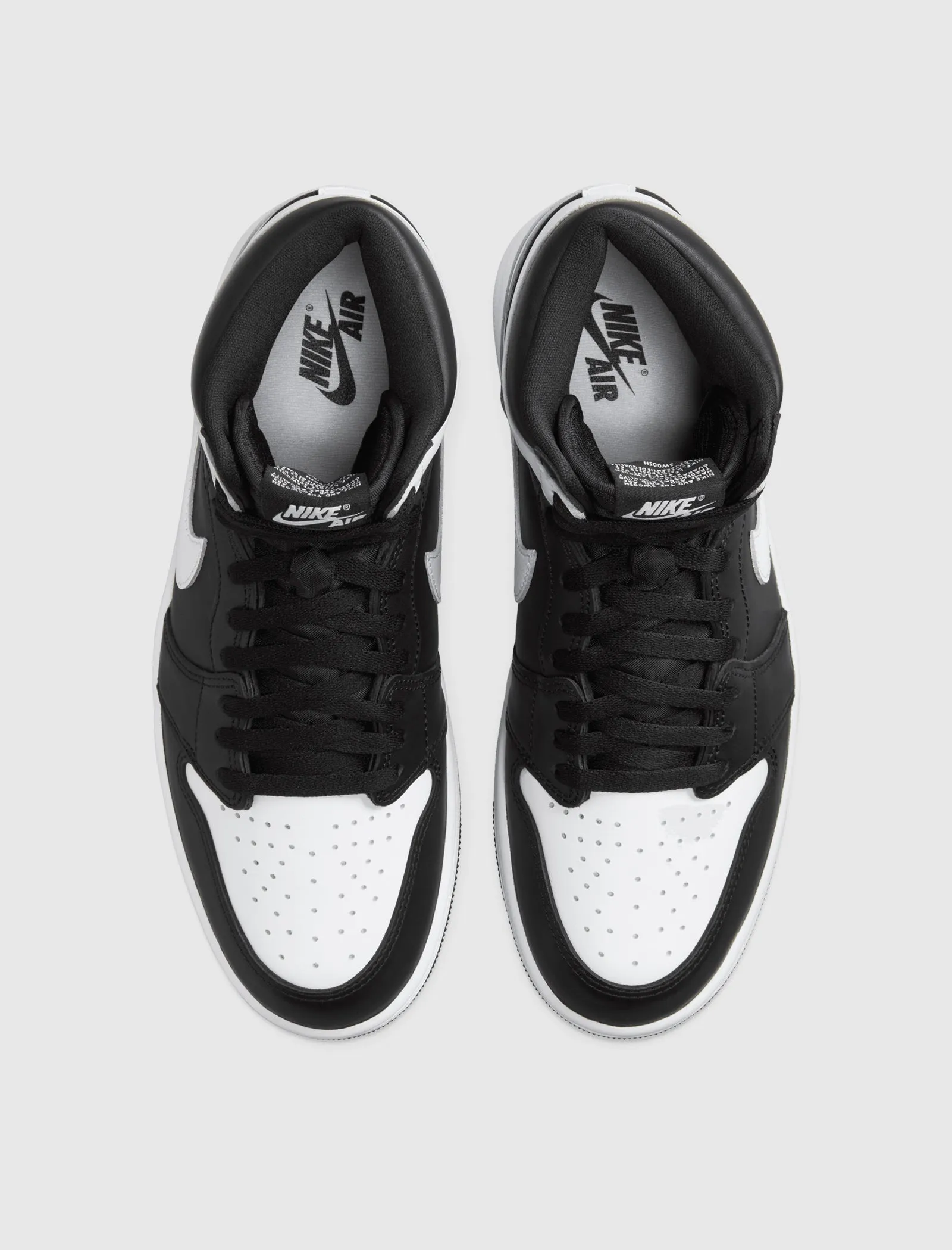 AIR JORDAN 1 RETRO HIGH OG BLACK/WHITE