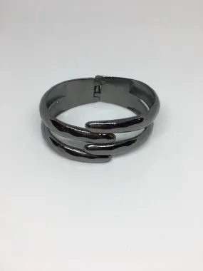 Black Hammered Bracelet