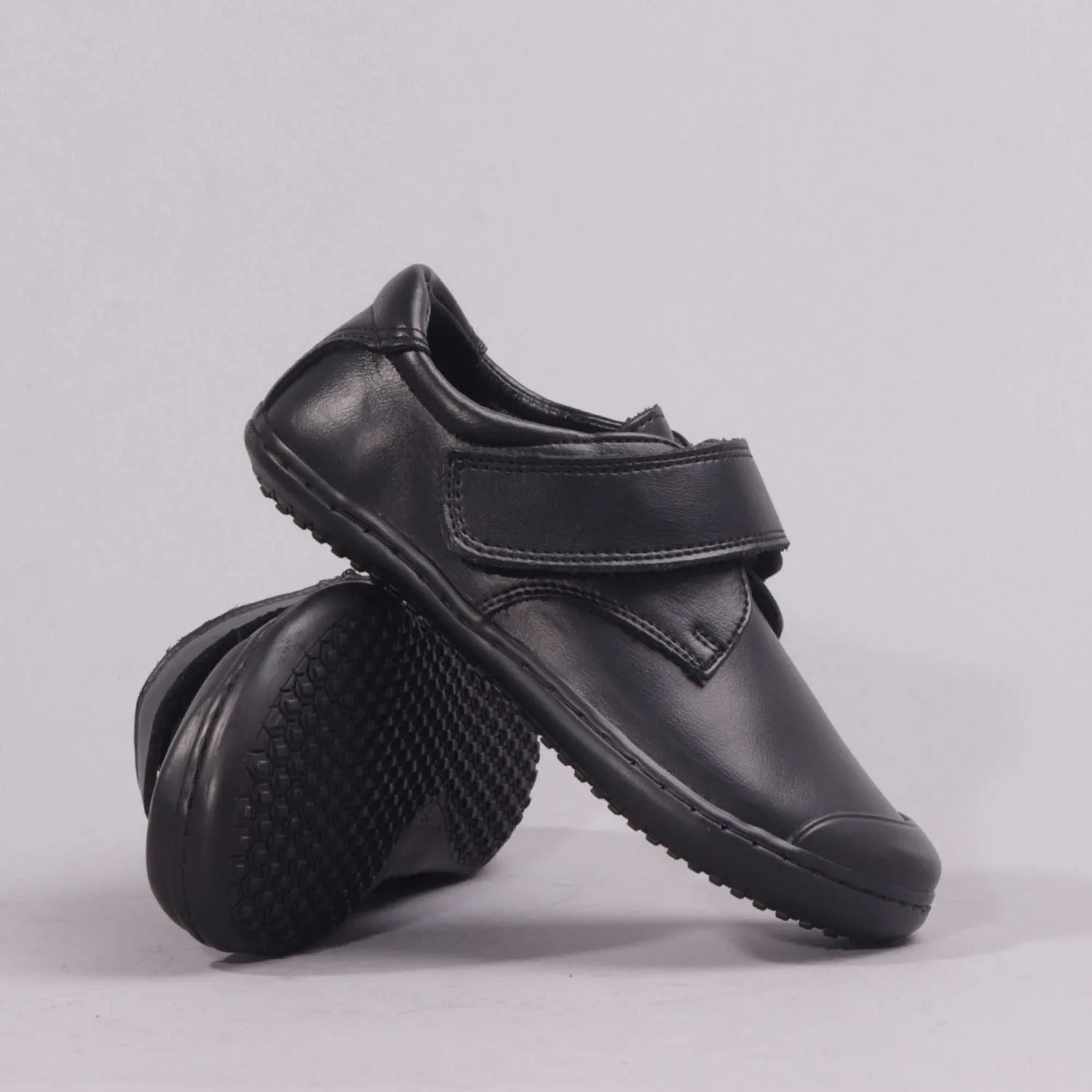 Boys Velcro School Shoes in Black Sizes 28-33 - 7813